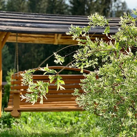 Yasnyi Dim Bed & Breakfast